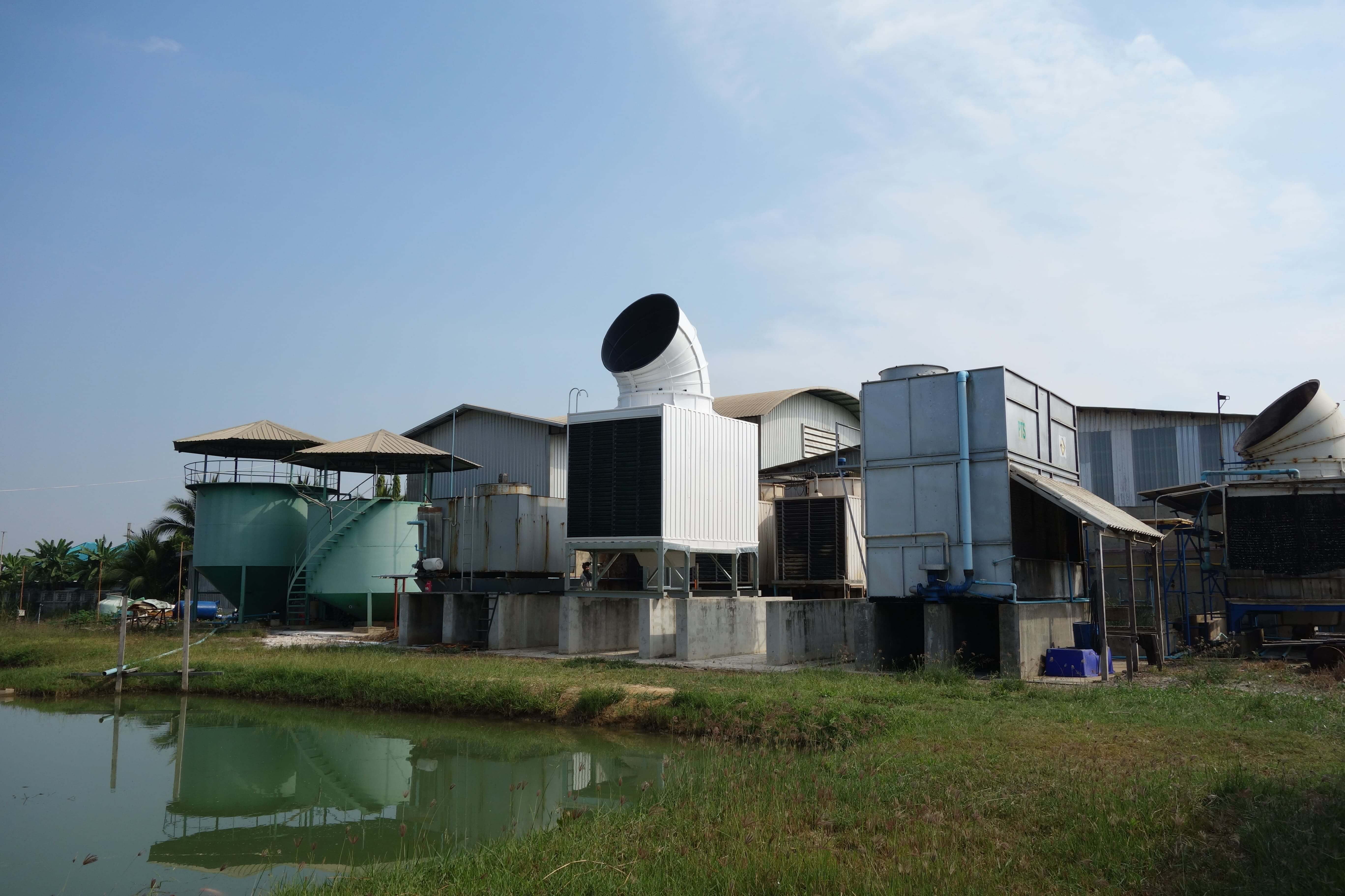 โรงงานน้ำแข็ง